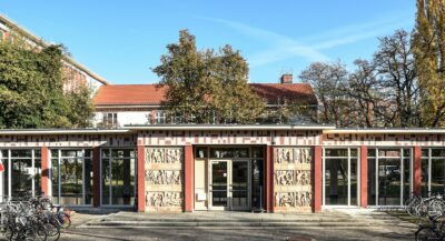 entrée de Weißensee Kunsthochschule à Berlin